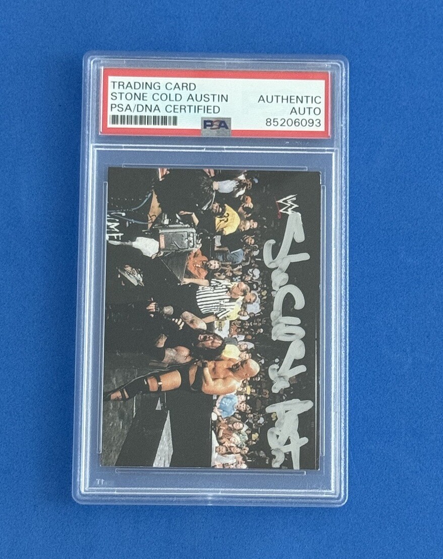 STONE COLD STEVE AUSTIN SIGNED WWF WRESTLING UNDERTAKER TRADING CARD WWE PSA/DNA