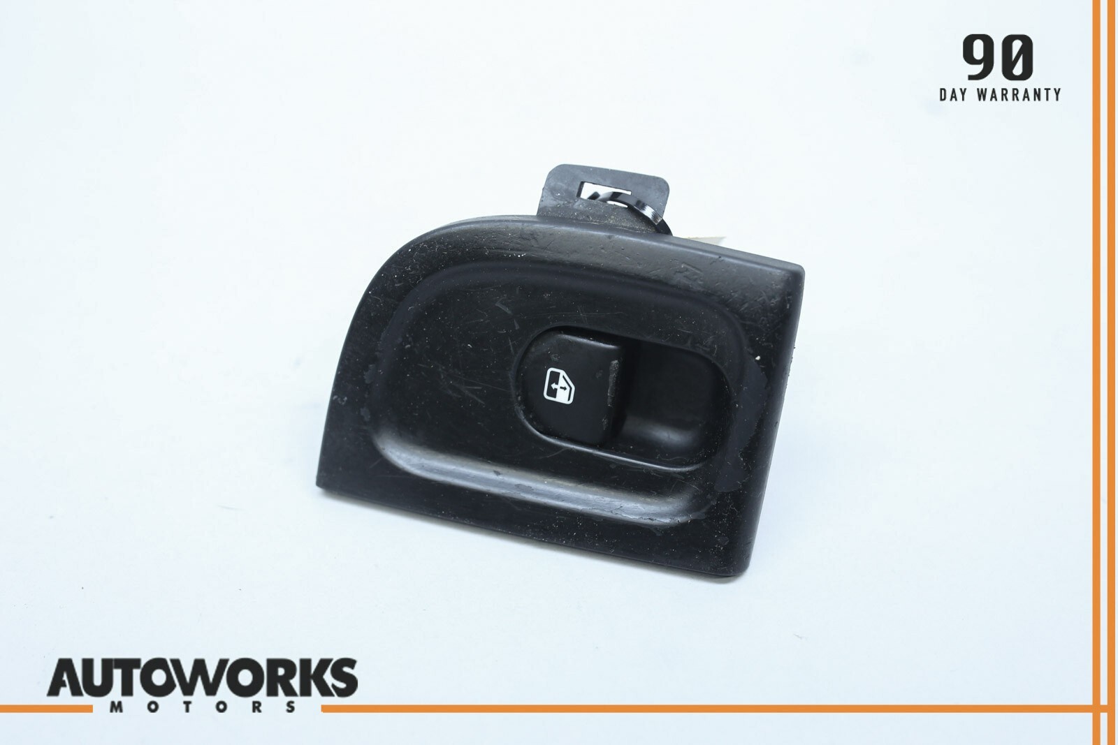 03-12 Maserati Quattroporte M139 Rear Right Side Door Switch Button OEM