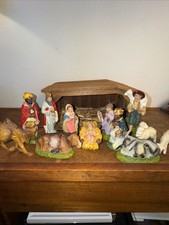 Vintage Nativity Set Figures And Stable Made in Italy