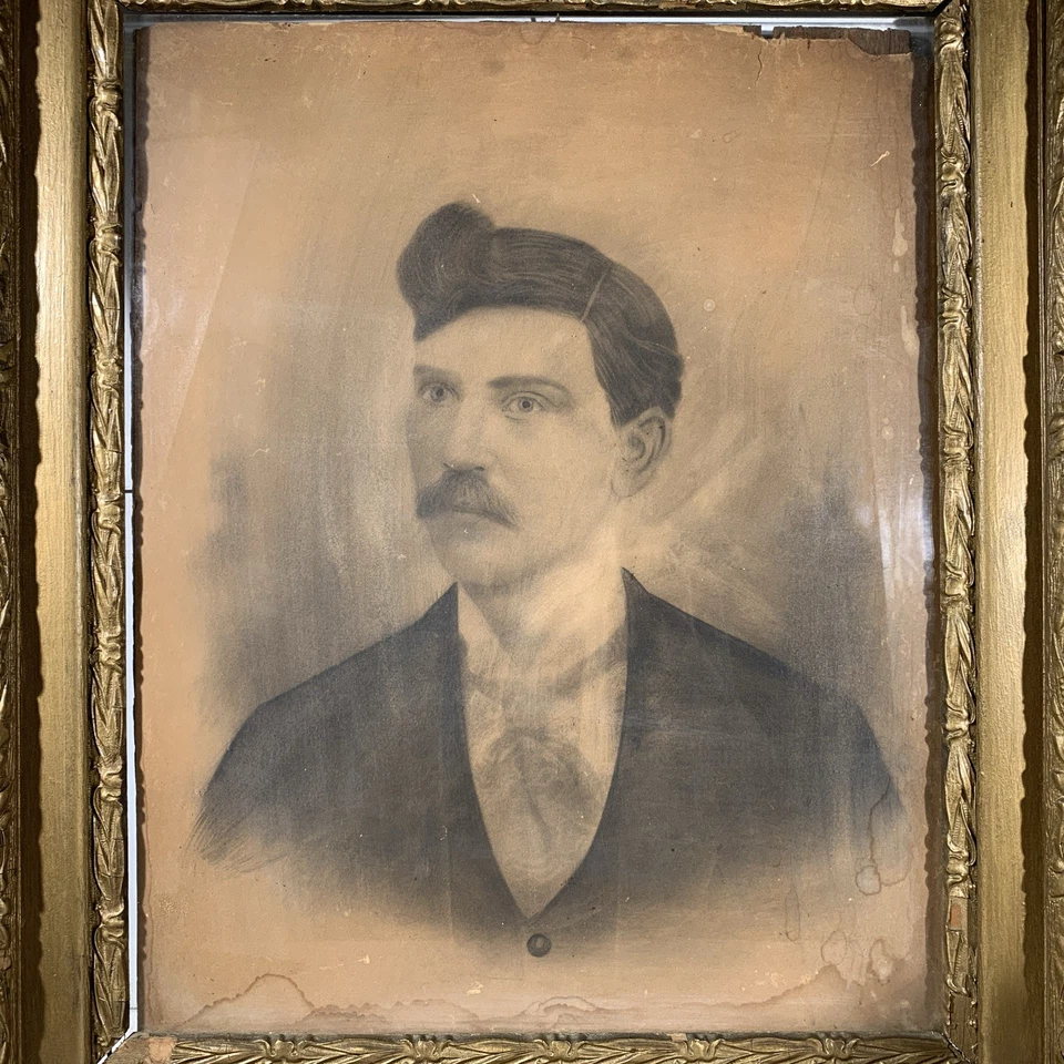 Antiguo arte pastel carbón enmarcado grande retrato dibujo hombre caballeros Foto 3 de 4