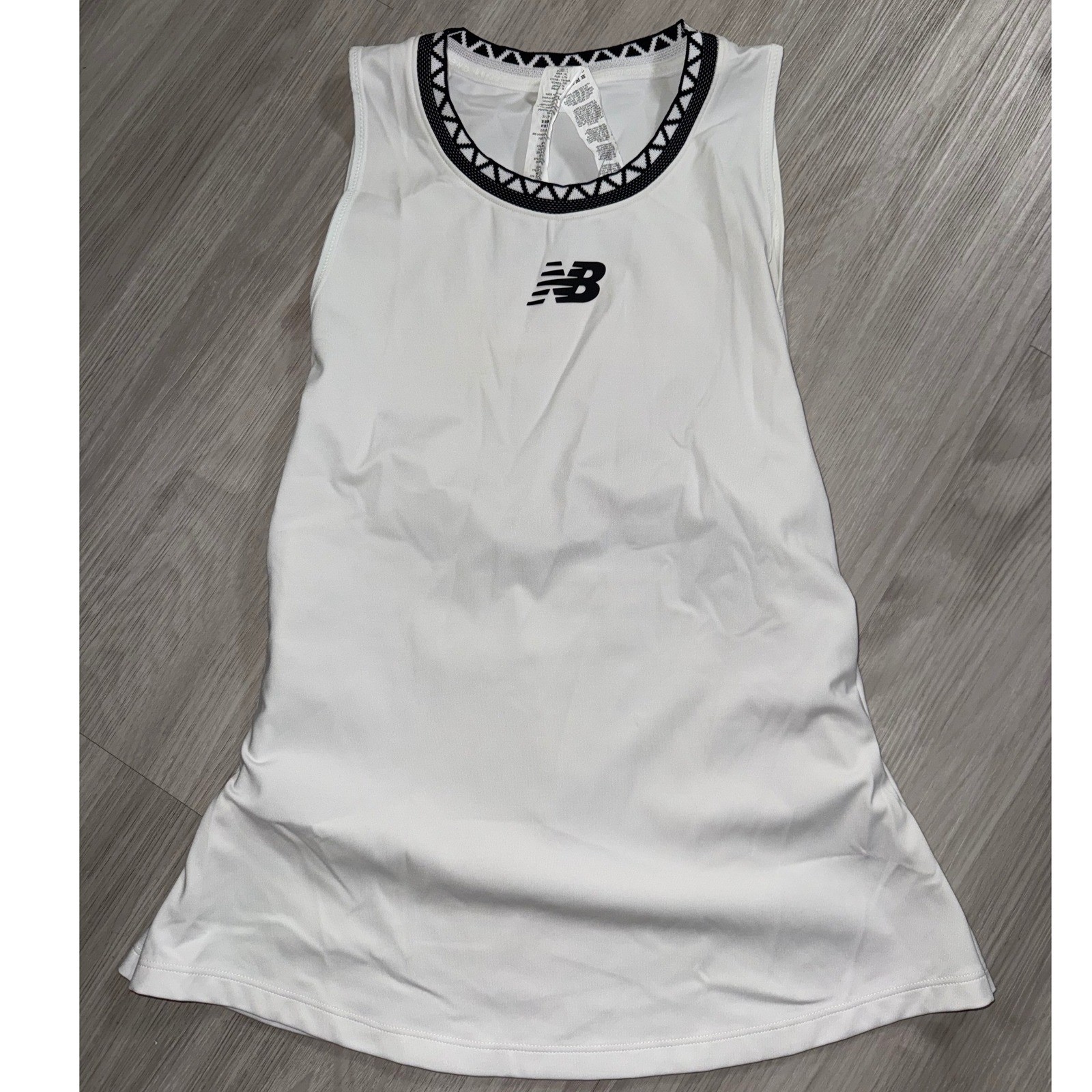 New Balance Womens White Tennis Dress Sleeveless Back Cutout Athletic Size L