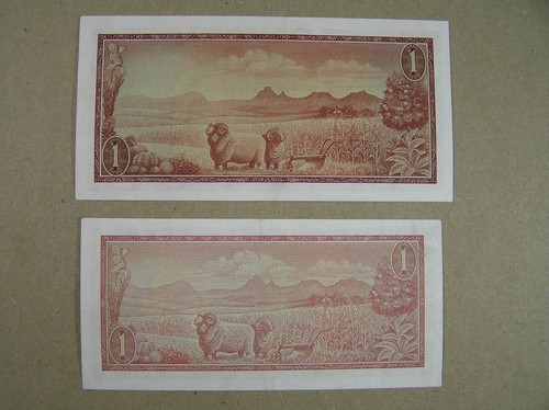 South Africa Lot of 2 Banknotes, 1 Rand P-109b Sign 5 & P-116b Watermark Riebeck - Picture 2 of 2
