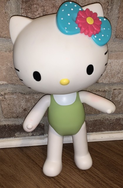 hello kitty princess doll