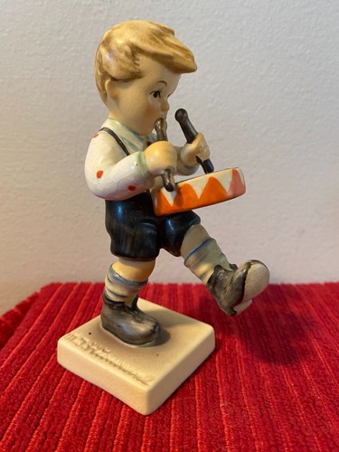 Hummel "Little Drummer" 4-1/4"s tall 240 W. Germany 1955 - Picture 9 of 24