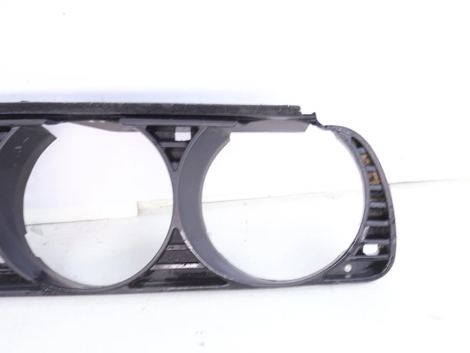 BMW 325IX 1988-1991 Faro del conductor Rejilla Bisel Delantero LH Lado Izquierdo OEM GRIETA Foto 2 de 4