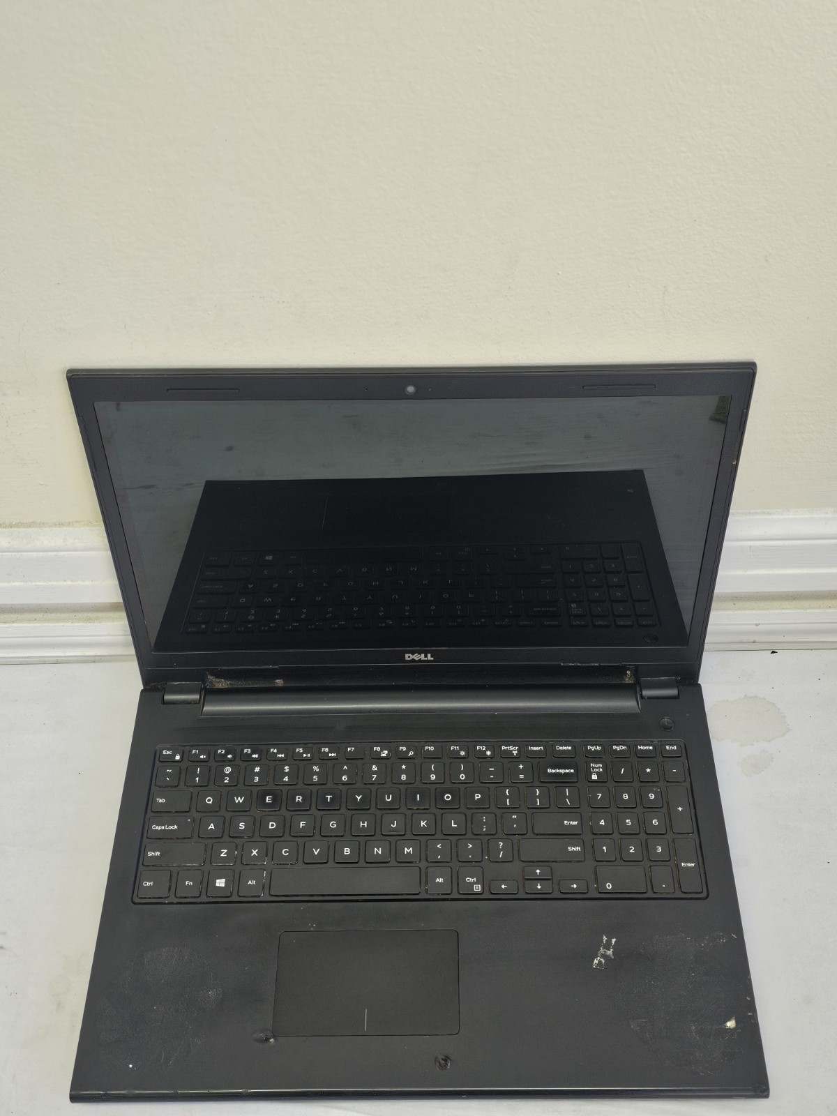 Dell Inspiron 3542 Laptop - i3-4005u - 4GB RAM - 500GB HDD - NO BATTERY - Win 10