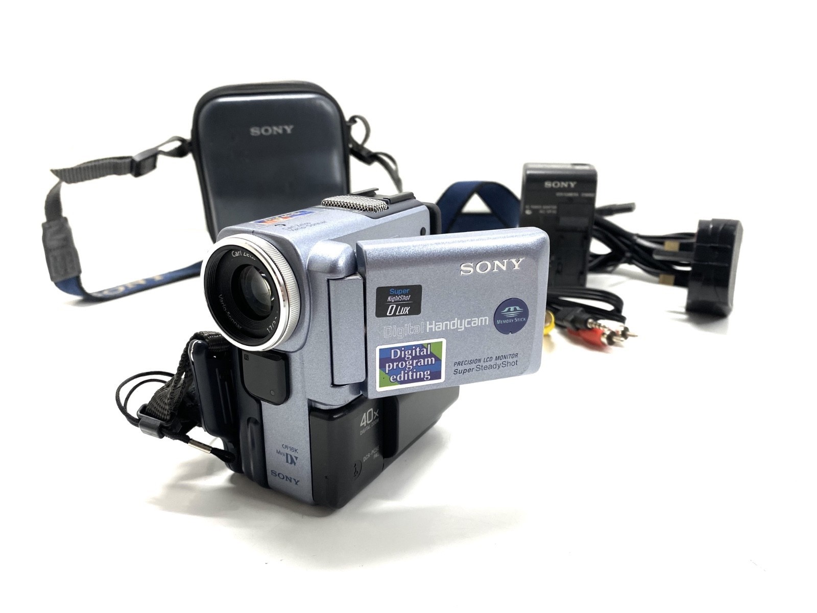 SONY DCR-PC5E Mini DV Tape Digital Video Camera Handycam Complete Working Set