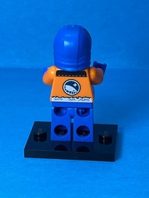LEGO City Minifig cty0493 - Arctic Explorer - Light Scratches/No Cracks
