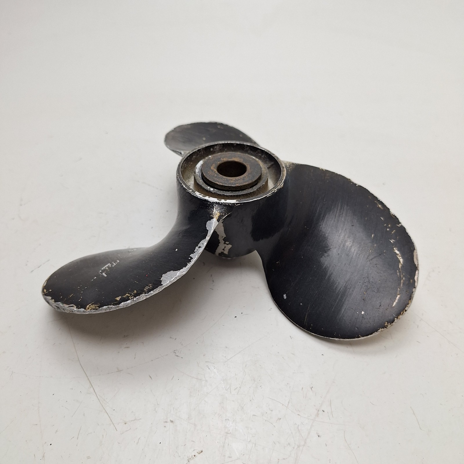 48-819335A40 Mercury Propeller Prop Black Max 10 3/8 X 12 1/2 Pitch