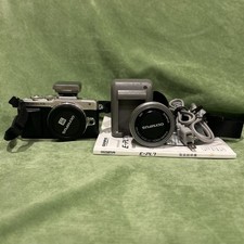 Olympus PEN E-PL7 16.1MP Digital Camera - Silver Kit w/ 14-42mm Lens
