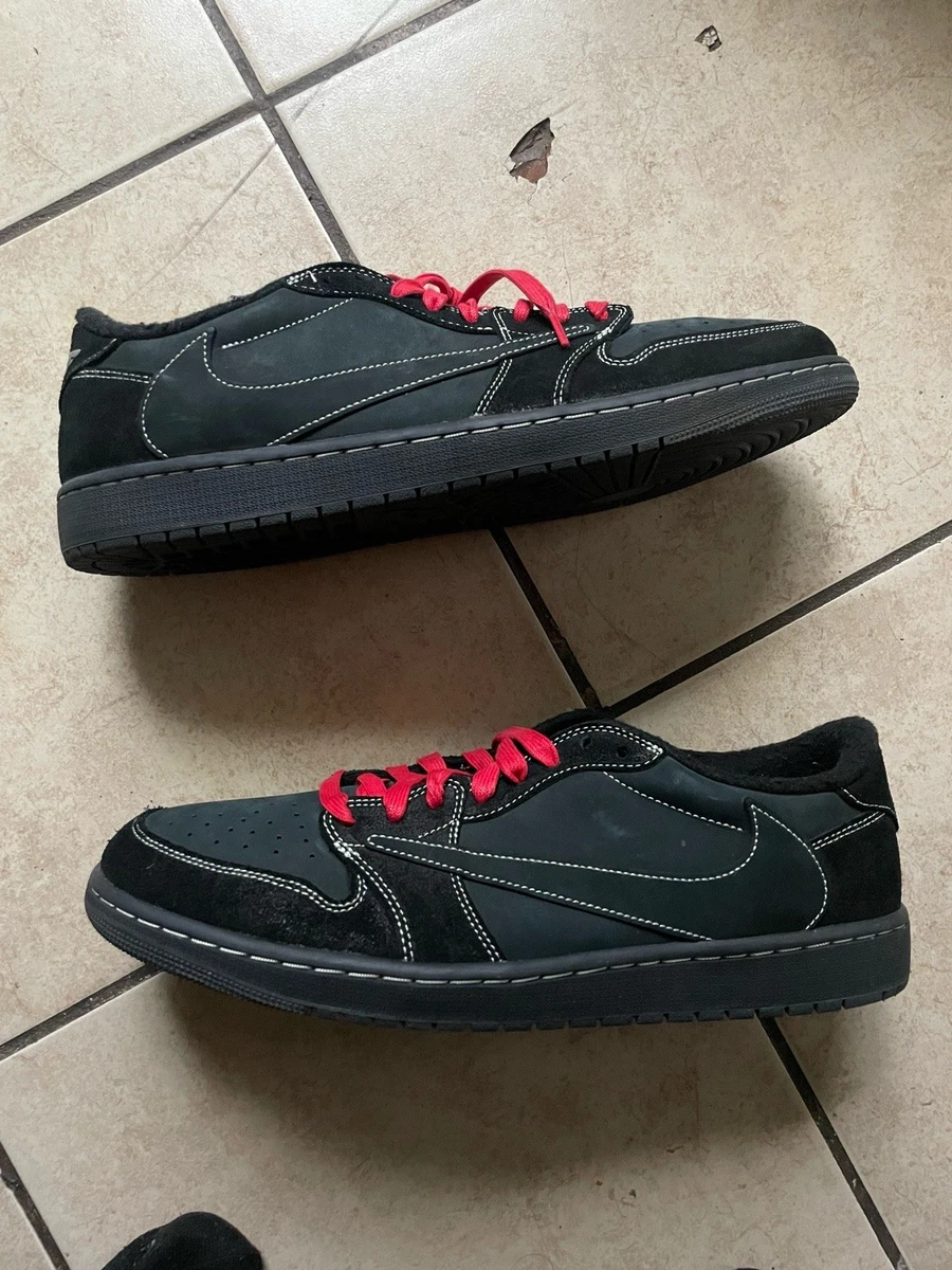 Jordan 1 Retro Low OG SP x Travis Scott Black Phantom - огромный