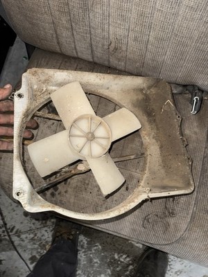1978 Subaru Brat Fan And Fan Shroud Tested And Verify To Work OEM Part