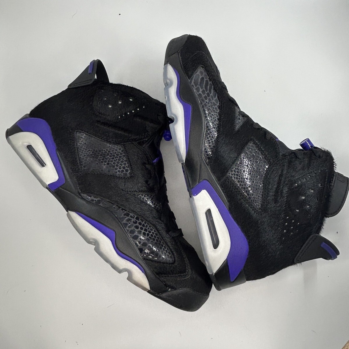 Size 9.5 - Social Status x Air Jordan 6 Retro Pony Hair