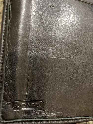 Cartera Coach de cuero negra, triple pliegue, hebilla 5,5 X 4,25 pulgadas cremallera funciona - Imagen 2 de 7