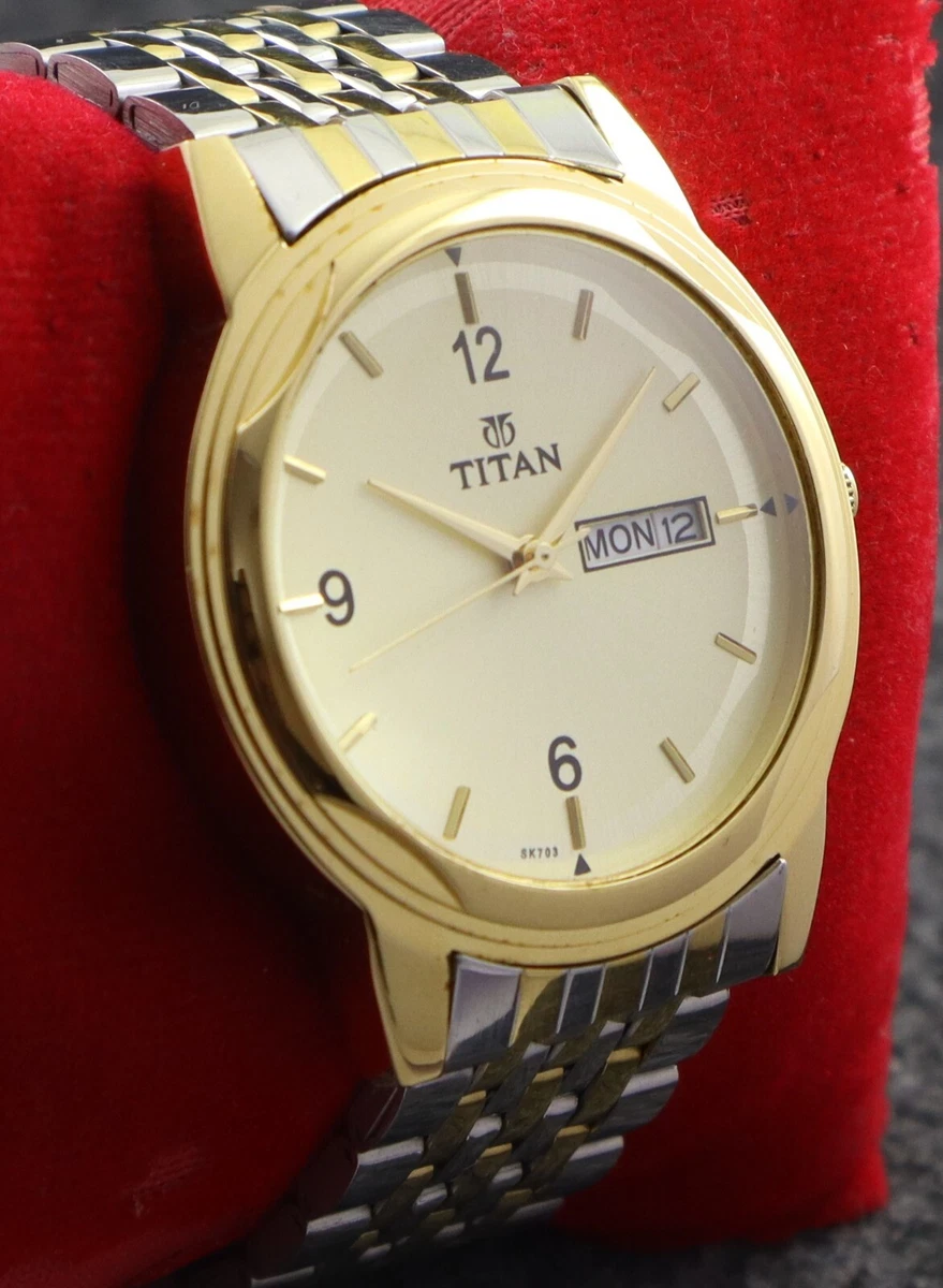 Beautiful Titan NP1638BM01 Men Day Date Quartz Wrist Watch NOS Stock All WOrking