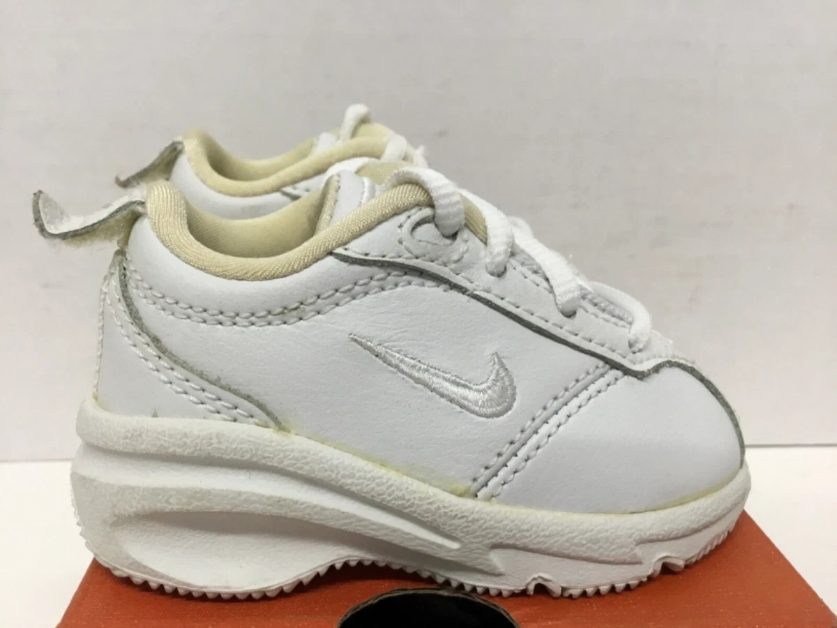 Nike Baby Cortez 00 Crib shoe 650242 112 Size 2c White 2003 Never Worn Vintage