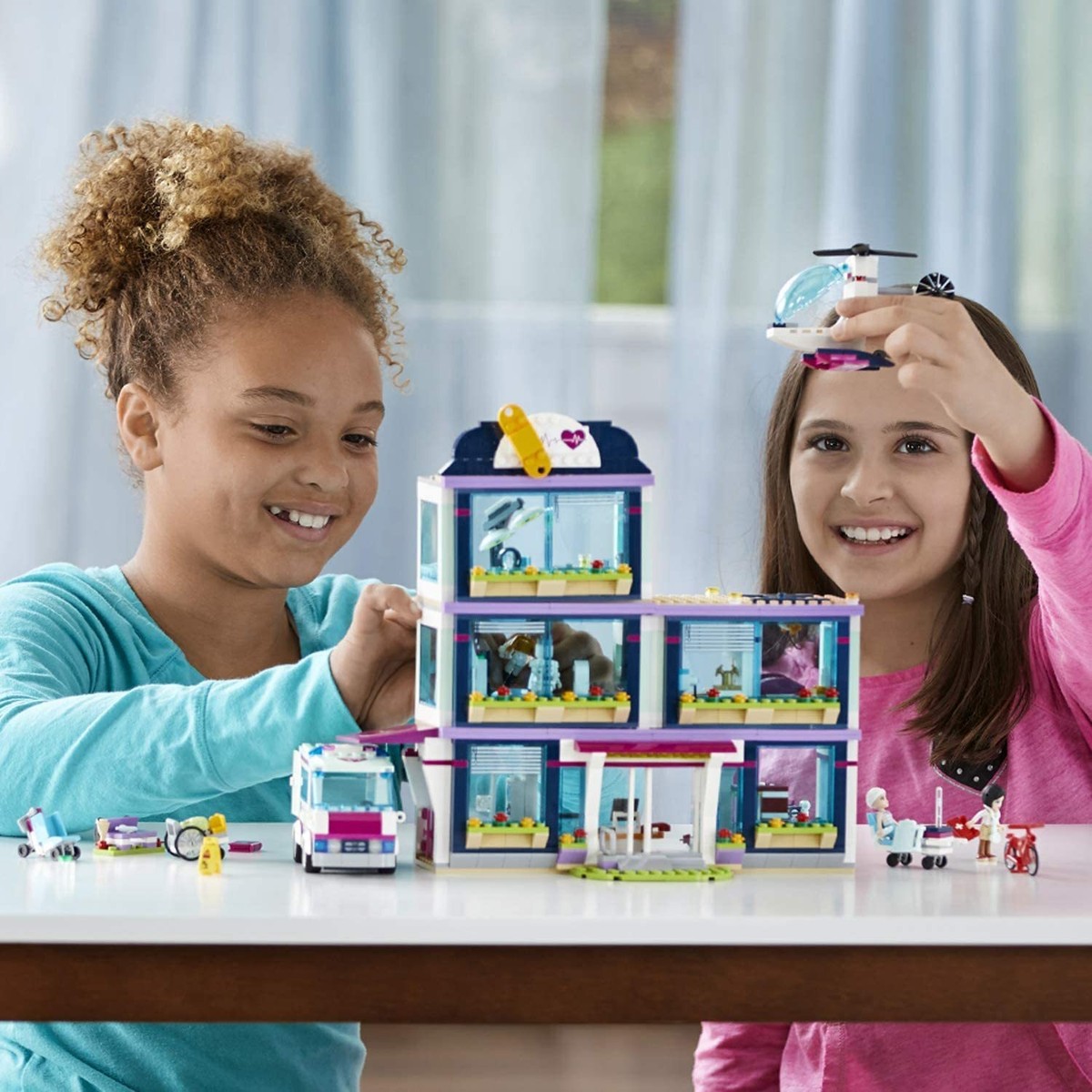 LEGO FRIENDS: Heartlake Hospital (41318) for sale online | eBay