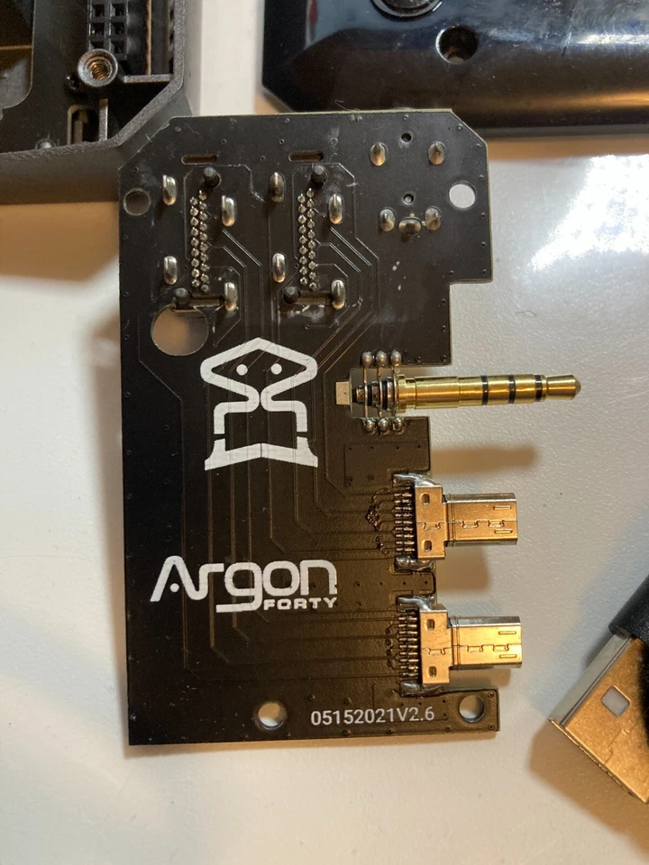 Argon Forty 40 Raspberry Pi Case / Boards / Cables - No Screws - Untested - Image 4 of 4