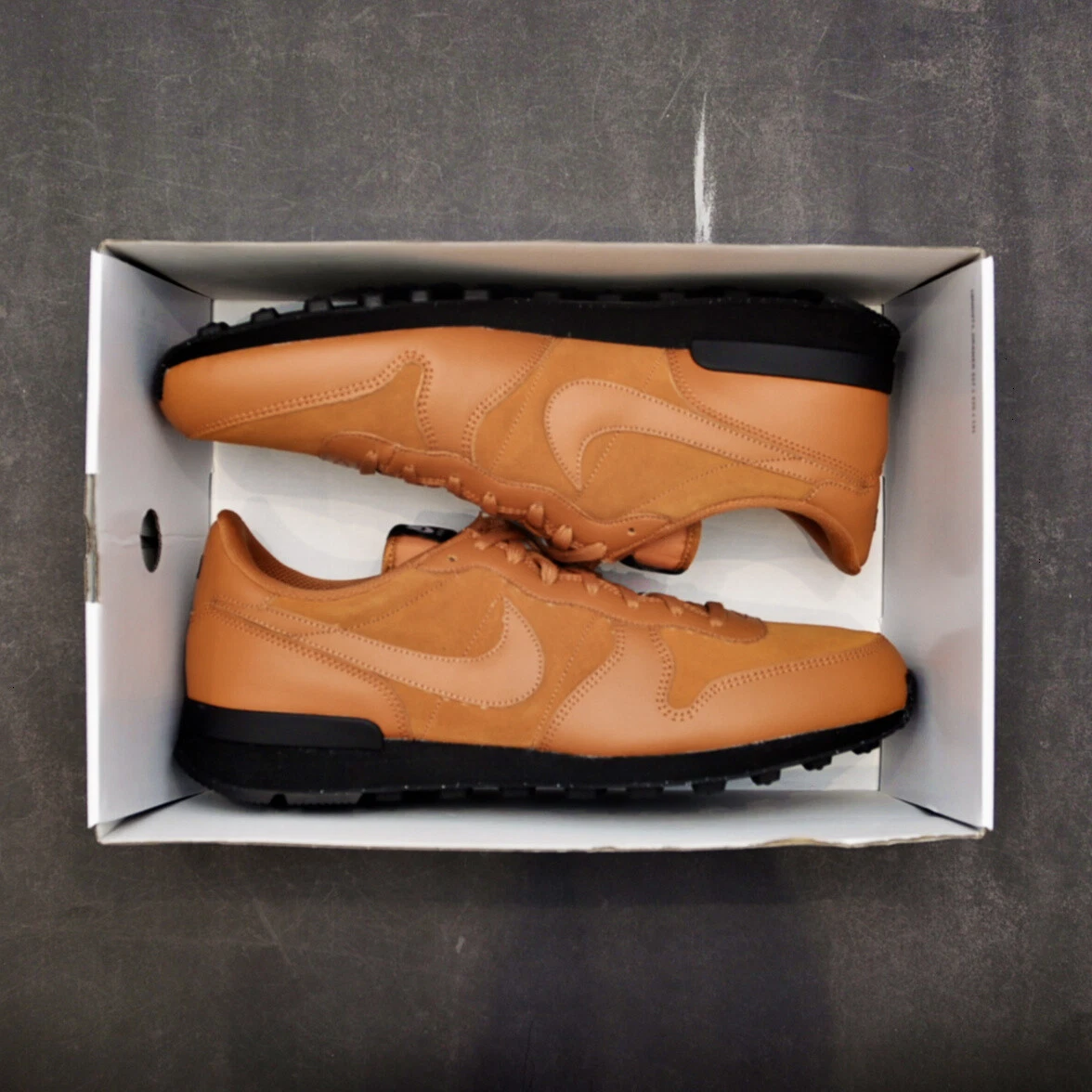 Nike internationalist shop id men's shoe