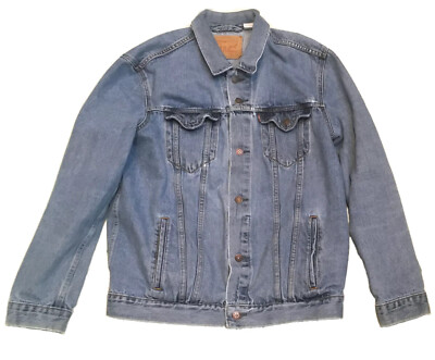 Levi's 72334 Men XL Blue Jean Trucker Jacket Naturally Distress Hole Left Elbow