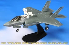 Hobby Master 1:72 F-35B Lightning II USMC VMFA-225 Vikings CE225