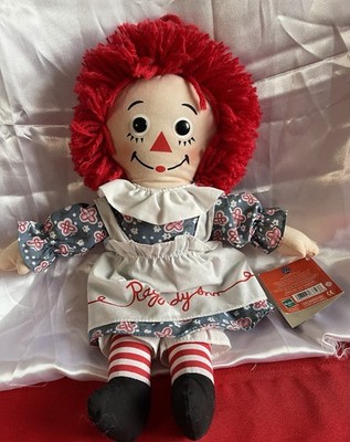 Classic Raggedy Ann doll manufactured by Applause.
