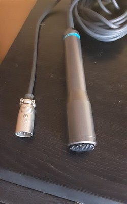 SONY  whether resistand  dynamic microphone F-115 with original  cable 6 meters