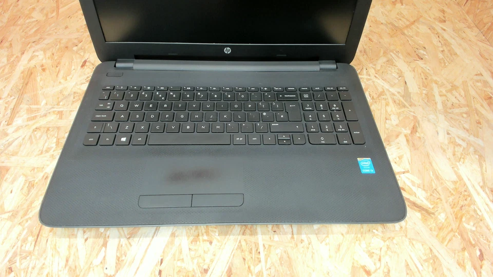 HP 250 G4 NOTEBOOK PC i3 5th Gen 2.00GHz No O/S - Image 2 of 4