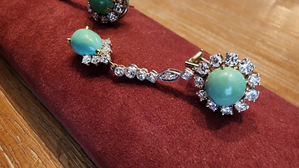 Increíbles pendientes colgantes de oro de 14k y turquesa con diamantes Foto 2 de 4