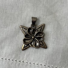 Disney Teen Beach 2 Movie Flower Medallion For Necklace 2015 Gold Tone