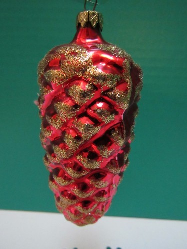 VTG RED PINECONE MERCURY GLASS WITH GOLD EMBELISHMENTS 4.5" T MADE IN GERMANY - Picture 6 of 10