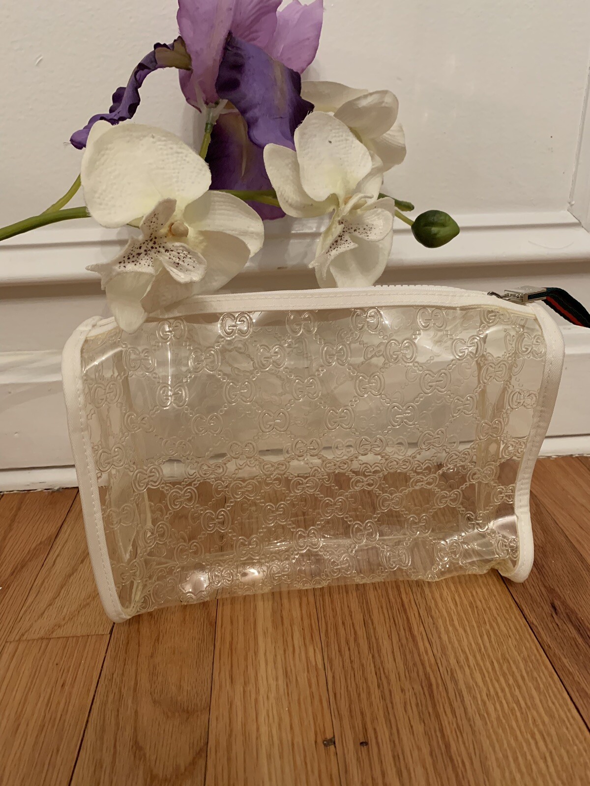 gucci guilty makeup bag