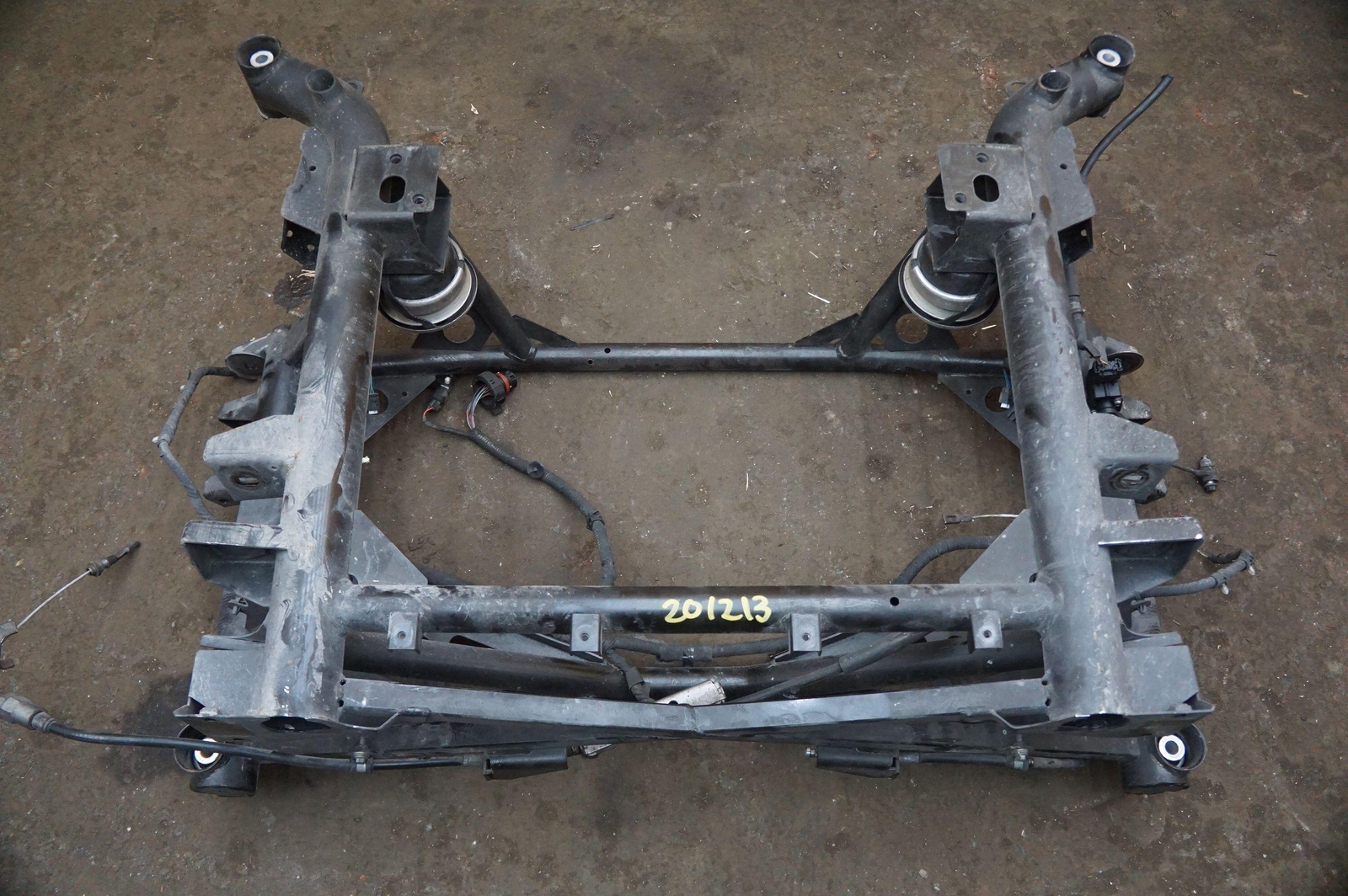 Rear Subbframe Crossmember Cradle Support 9G43-5R003-AA OEM Aston Martin DB9 05