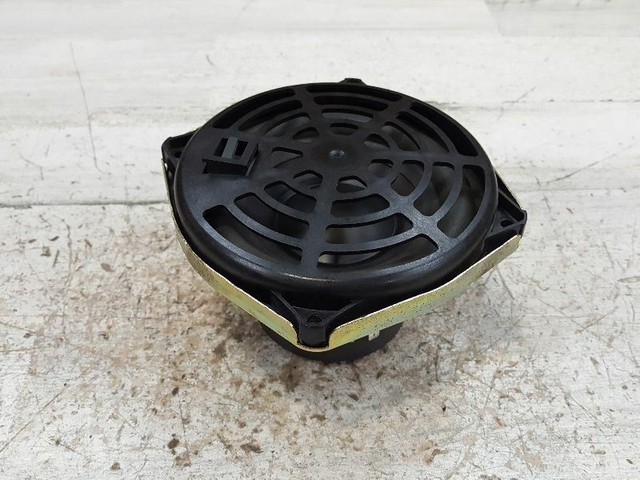 Factory Front Center Console Speaker 2003-2006 Chevrolet Suburban 1500 for sale online | eBay