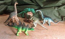 2009 Solid Dinosaur Toy Figures Lot Of 4 / Plus One 4" Prehistoric Palm Tree