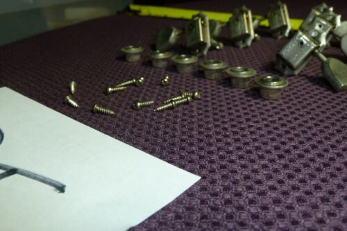 Late 1960s – 1970s Nickle Gibson Deluxe Double Line Guitar Tuners - Item PT - Picture 4 of 24