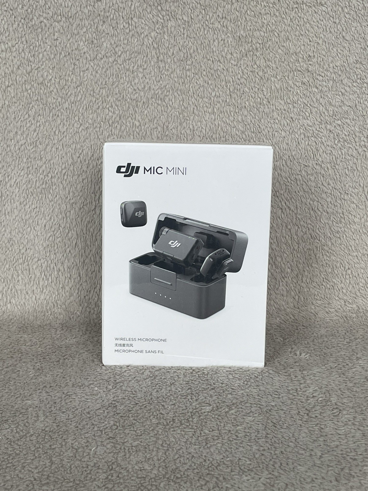 DJI Mic Mini (2 TX + 1 RX + Charging Case) Wireless Lavalier Microphone Vlog New