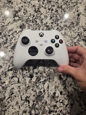 Microsoft Xbox Series x/S Wireless Controller Robot White, No Battery Cover