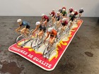 Foto 12 di 24
