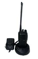 Motorola CP200d 403-470 MHz UHF Two Way Radio AAH01QDC9JC2AN (INV03- BINB001A)