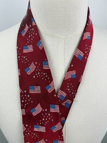 Polo Ralph Lauren Red Silk Embroidered American Flags Patriotic USA Neck Tie - Picture 6 of 7