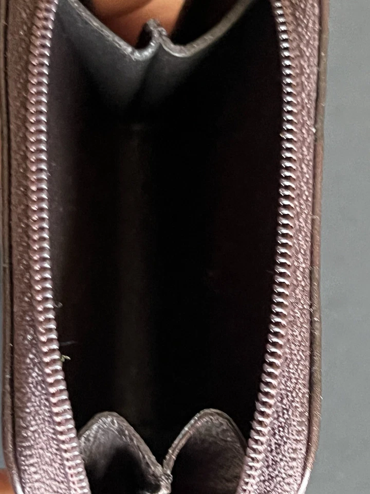 "Monedero marrón vintage.Raro. Gucci hecho en Italia 3"" por 2,5""". Sr. 115 255 2184. Foto 3 de 4