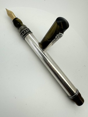 Marlen Riscancimiento Fountain Pen Silver barrel 18k Gold Nib
