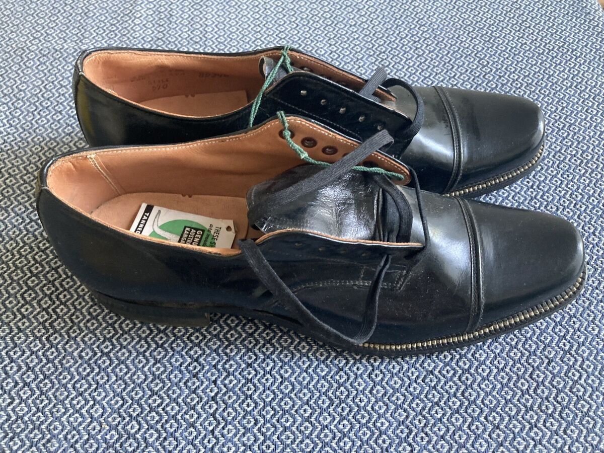 Vintage Mens Young Men Boys Black Blucher Ox Kangaroo Vintage Mens Young Men Boys Black Blucher Ox Kangaroo