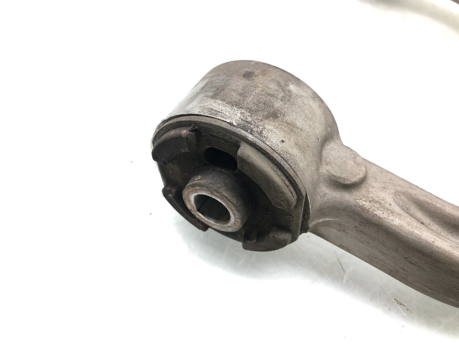 2014-2019 MASERATI GHIBLI S RWD LEFT DRIVER FRONT UPPER CONTROL ARM OEM.