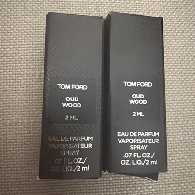2 Tom Ford Oud wood 2ml each travel size