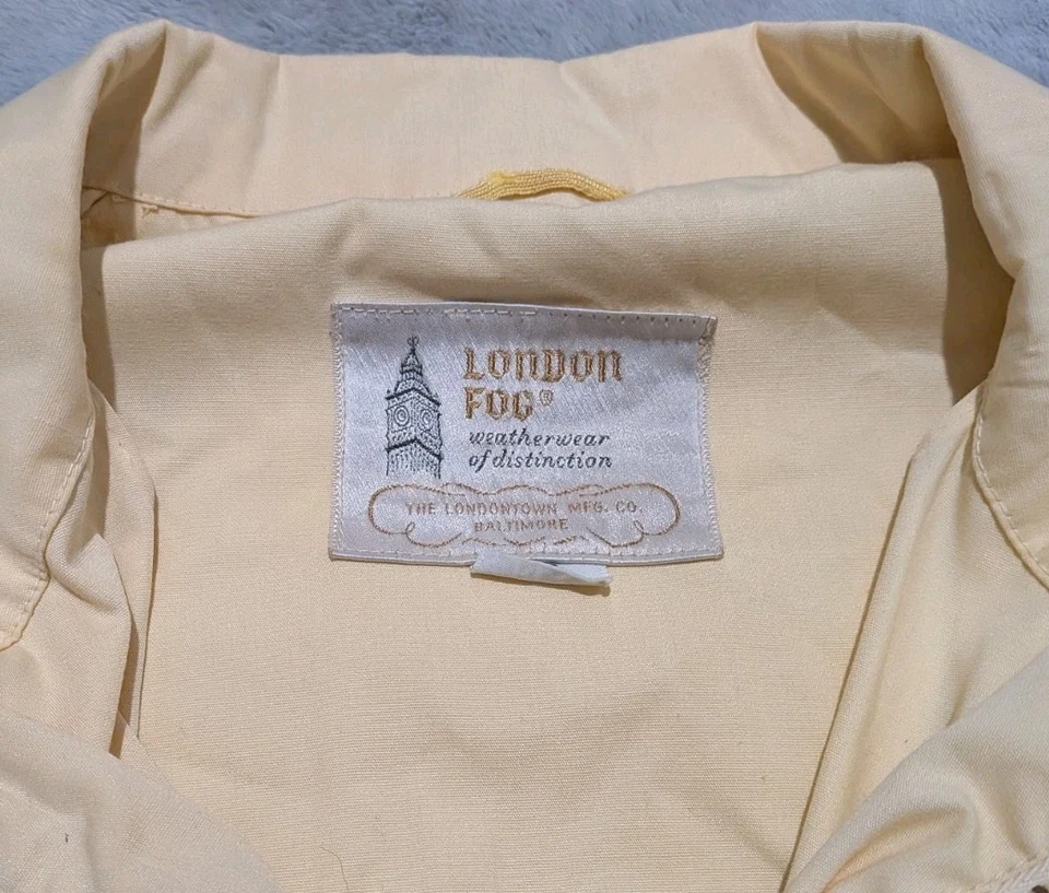 Chaqueta cortavientos vintage London Fog talla 44 regular para hombre años 80 amarilla informal bombardero Foto 2 de 4