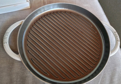 STAUB Pure Grill Pan Cast Iron Grenadine 10.5'' Slate Gray Round Double Handle