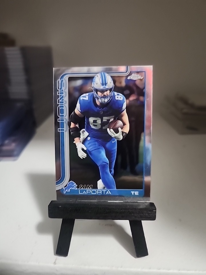 2025 Topps Chrome Football Sam LaPorta #100 