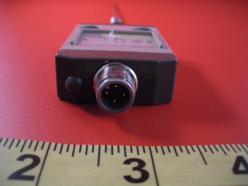 Antena bigote interruptor límite Omron D4CC-9144-51 1a 30 V 4 pines D4CC 9144 51 Nnb - Imagen 3 de 3